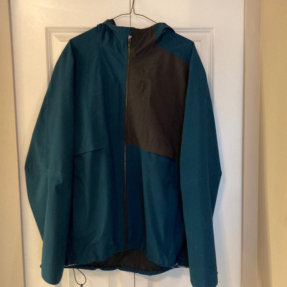 Lululemon Outpour Stretchseal Waterproof Shell Teal/Obsidian